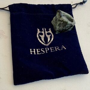 Hespera Raw Emerald Gemfire Ring
